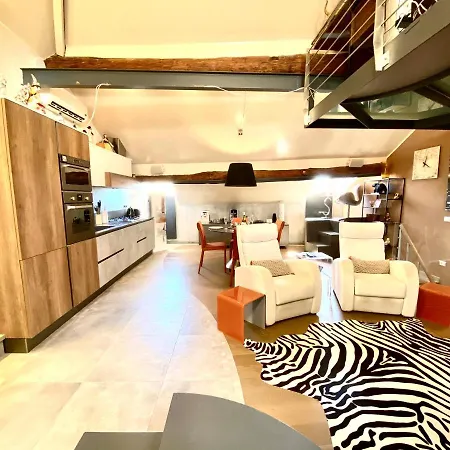 아파트 Abcdecor Italia *